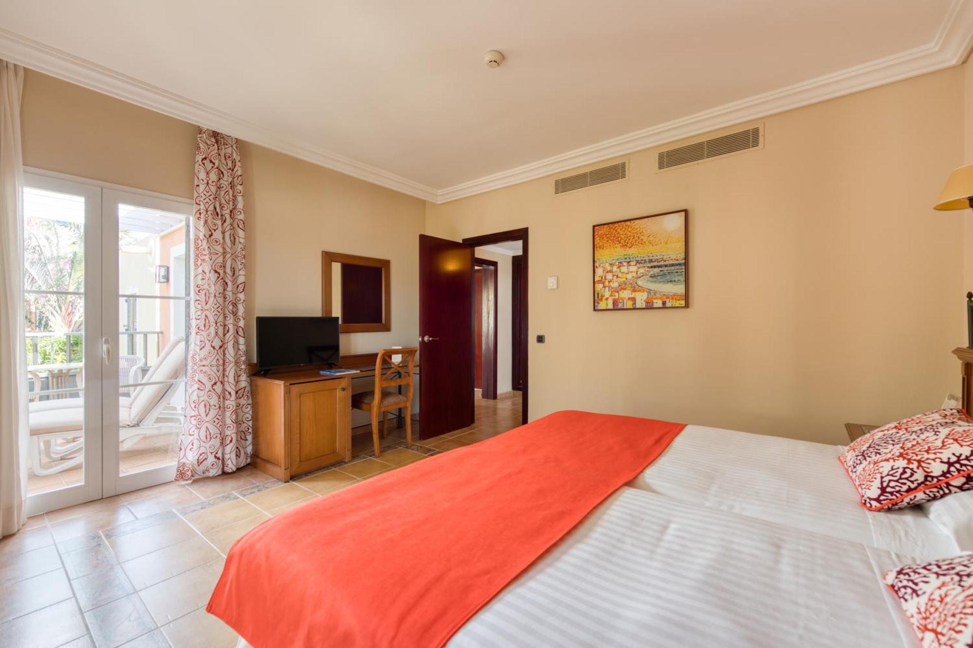 Hotel Cordial Mogan Playa Puerto De Mogan Bagian luar foto