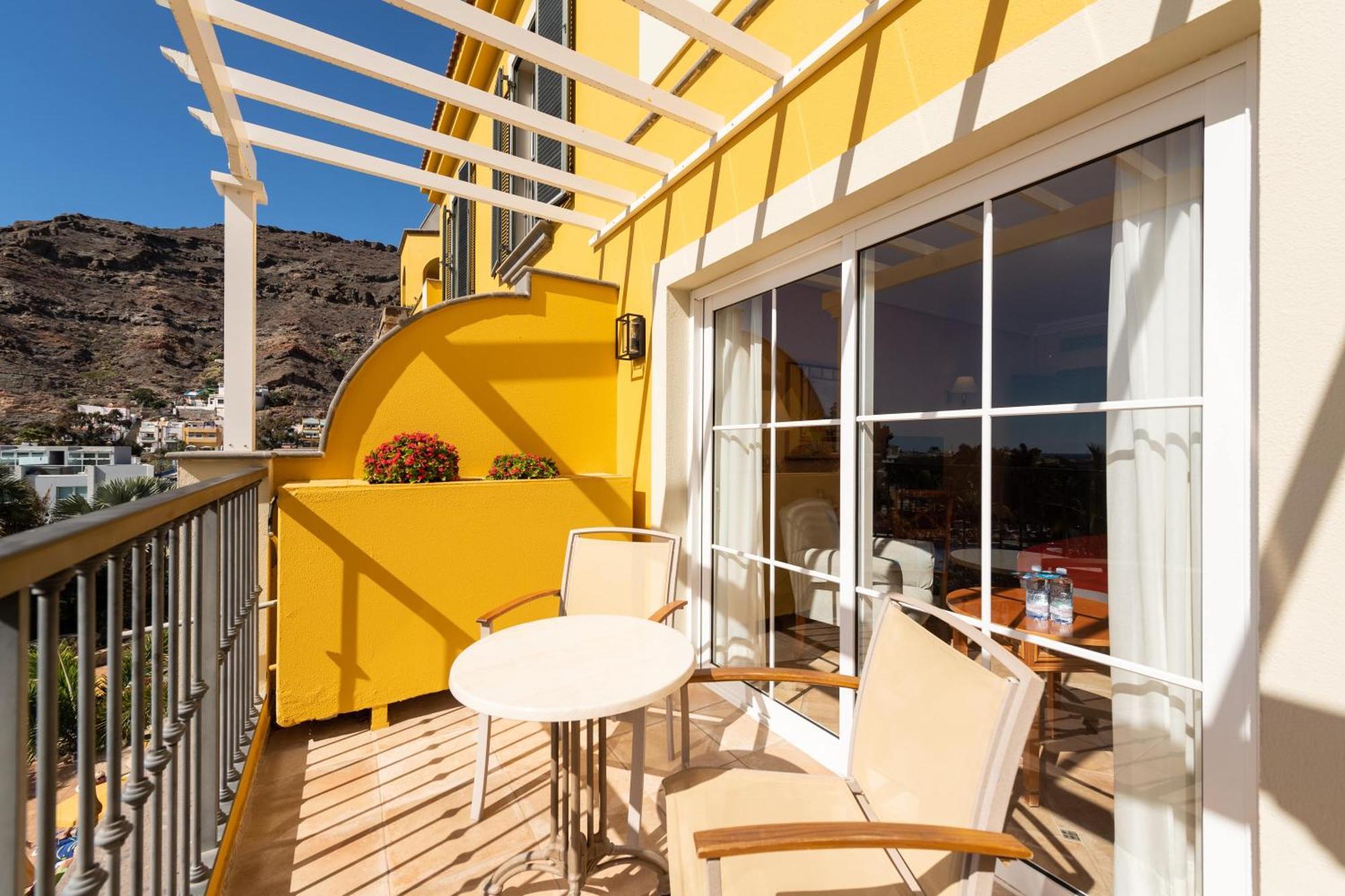 Hotel Cordial Mogan Playa Puerto De Mogan Bagian luar foto