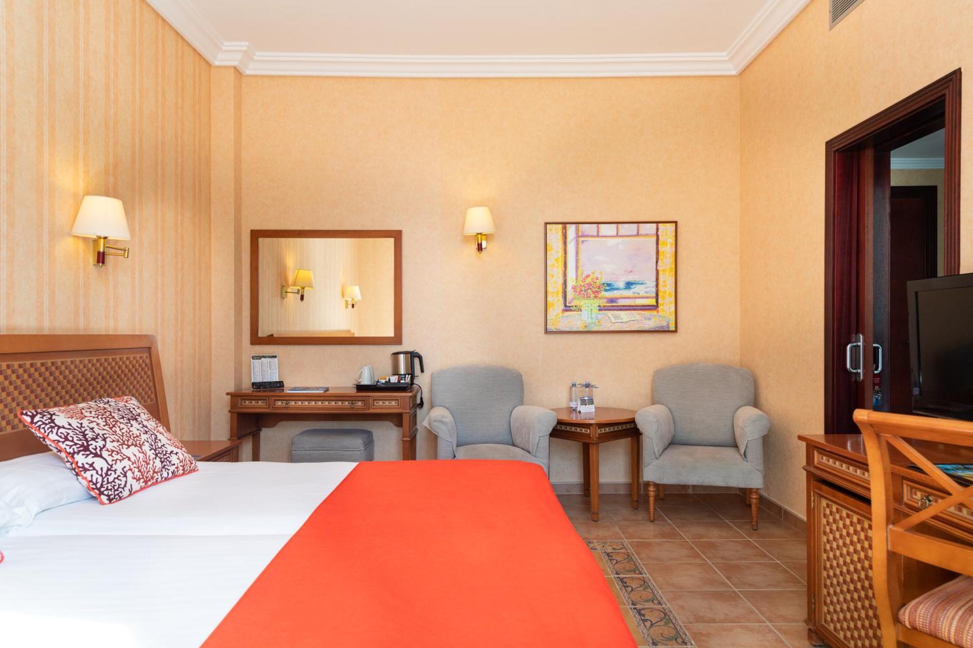 Hotel Cordial Mogan Playa Puerto De Mogan Bagian luar foto